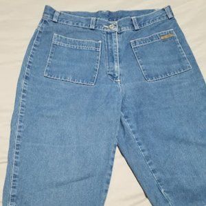 Calvin Klein Front Pocket Capri Jeans